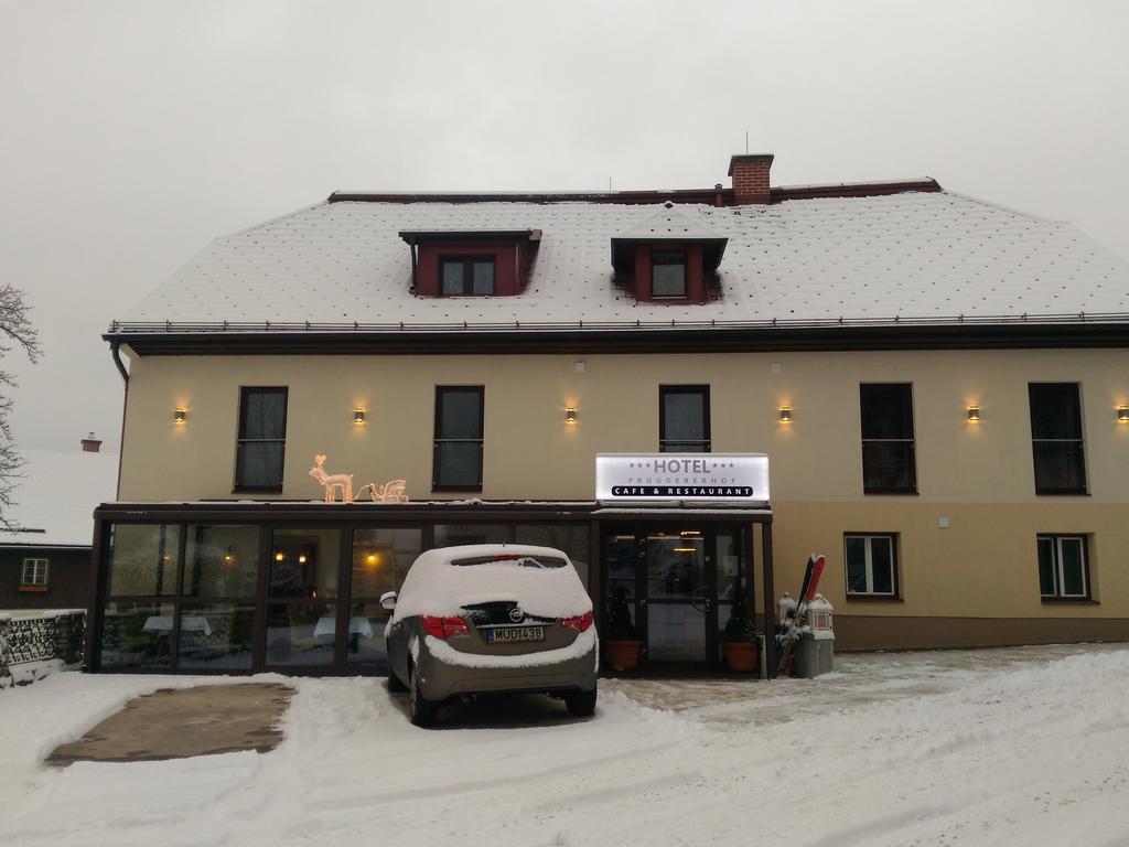 Hotel Pruggererhof Pruggern Bagian luar foto